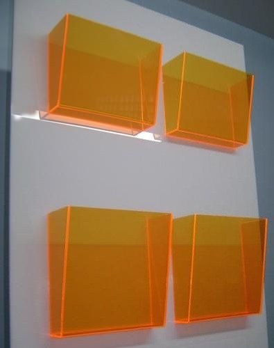 display acrílico parede